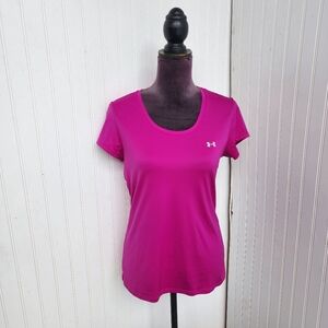 Under Armour UA Heat Gear Pink Womens Size M Short Sleeve Scoop Neck Top